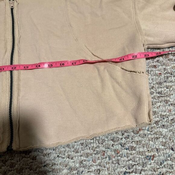 Alo Yoga Cruiser Crop Hooded Sweatshirt in Putty Size Small - Picture 8 of 9